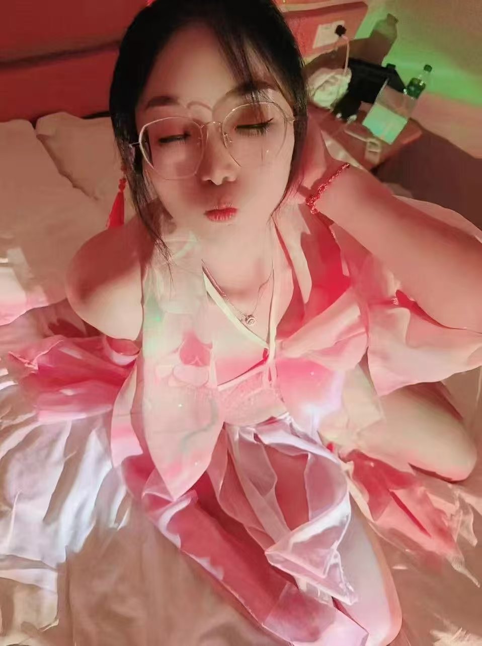 浦东新区娅娅  