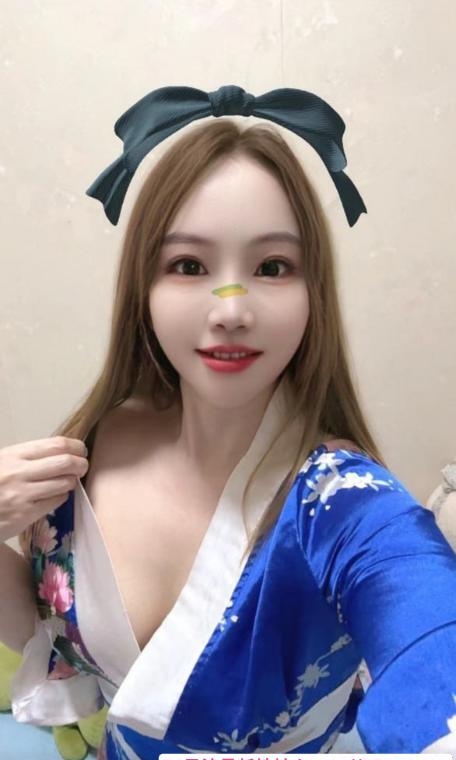 性感小母狗  