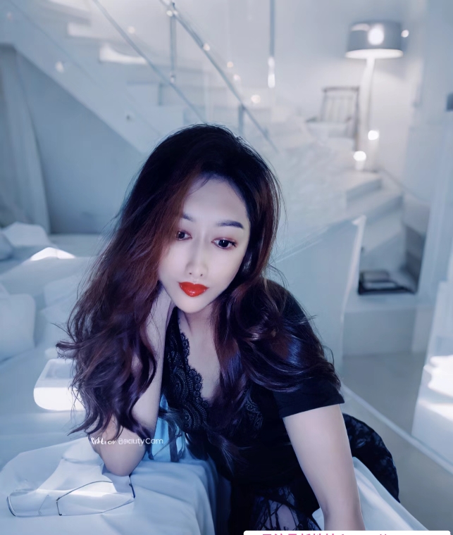 海珠性感御姐 