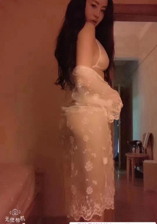 性感尤物卡卡   