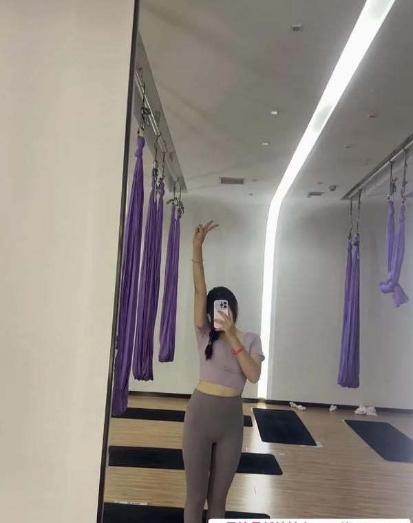杭州美女苏瑶