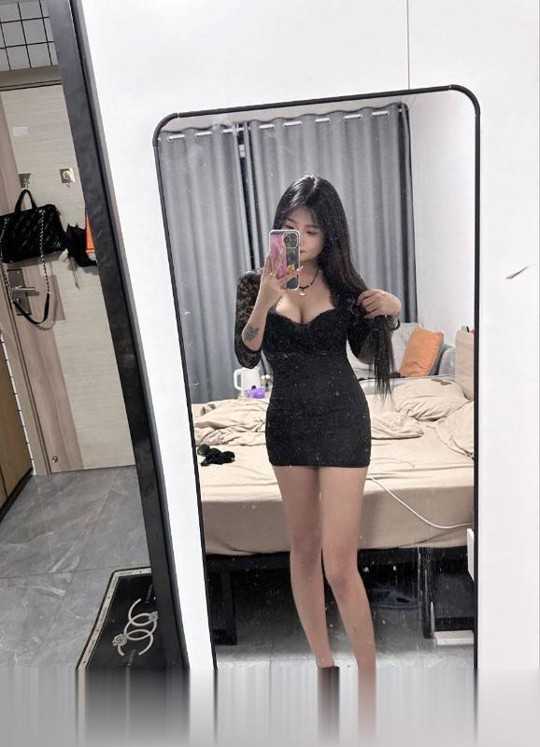 童颜大胸嫩妹