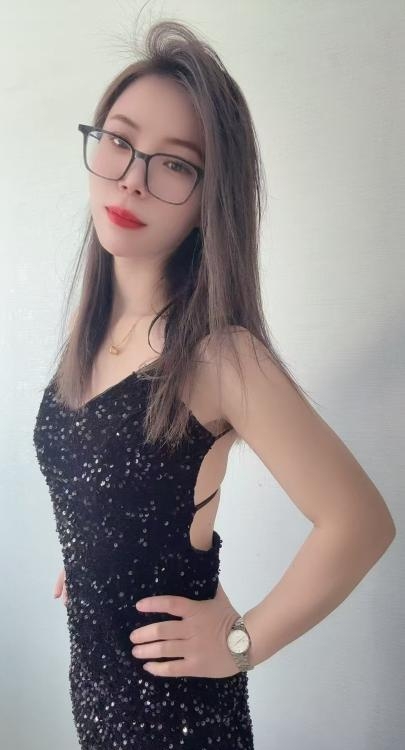 铁西眼镜少妇