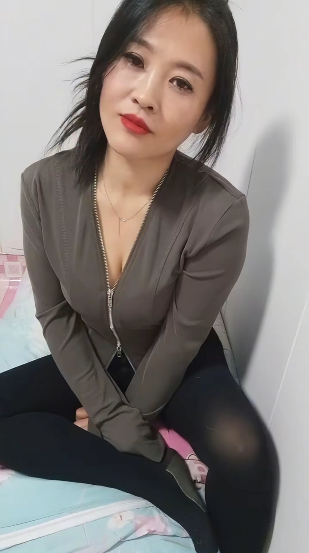 蛇吻毒龙丝足
