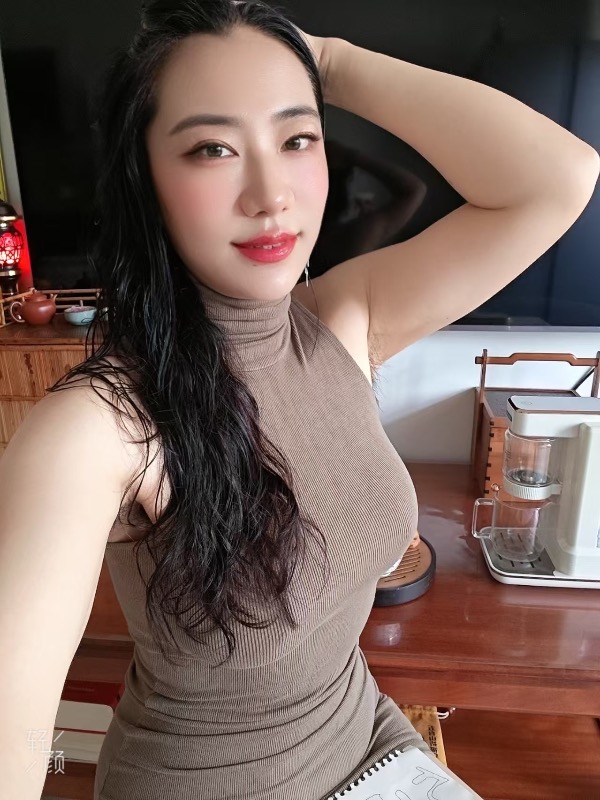 巨乳少妇橙子