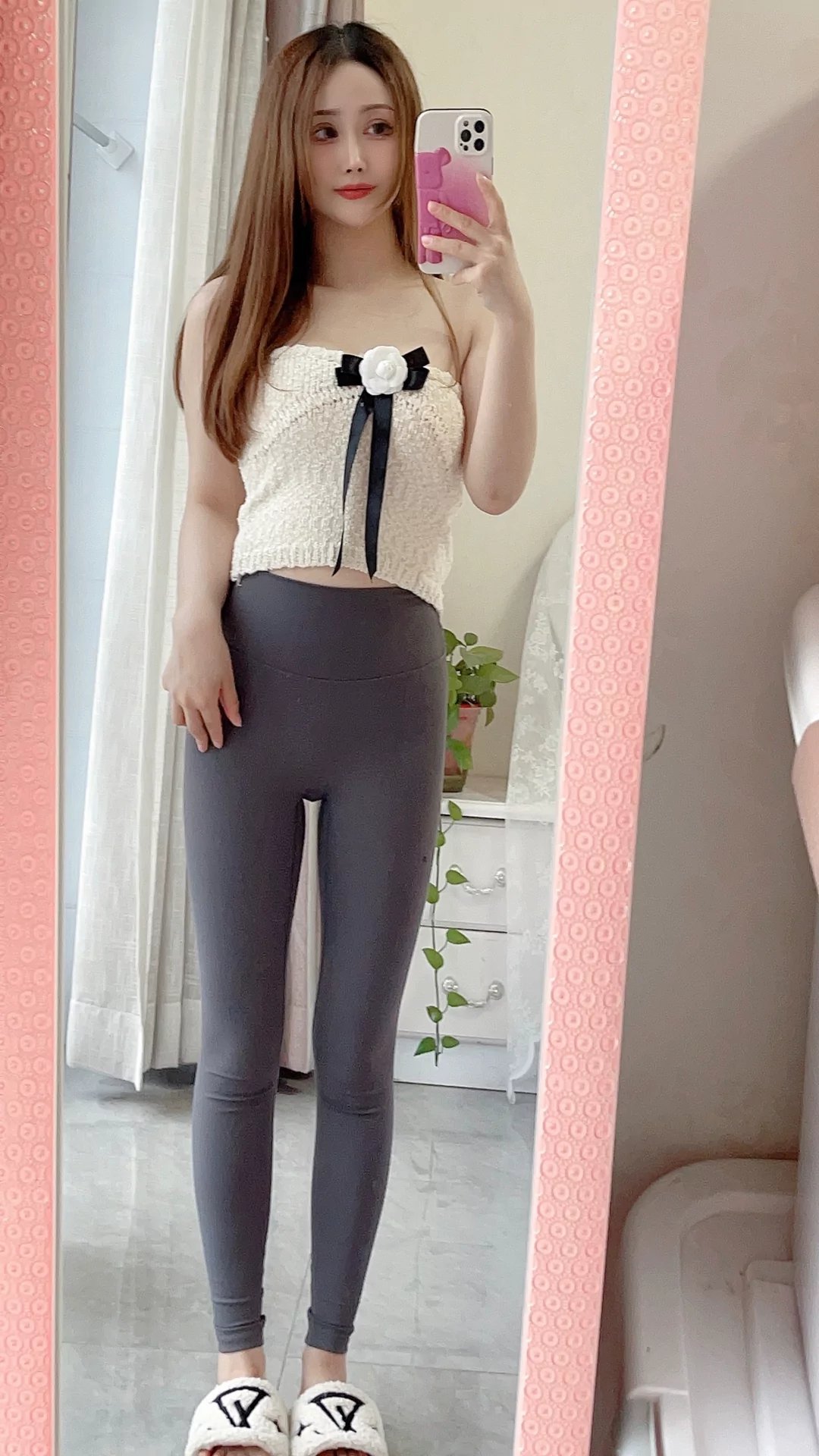 性感丰满辣妹