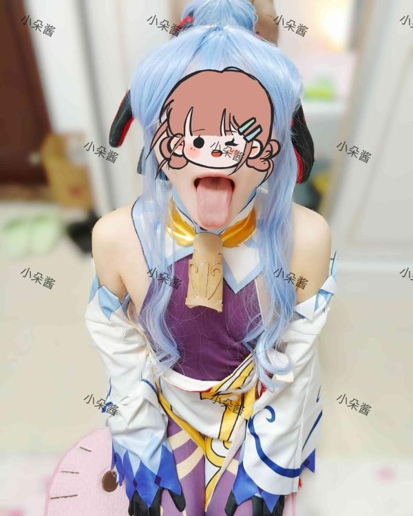 萝莉cos二次元