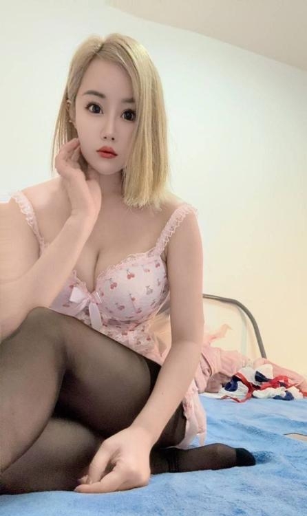 冰冰丰满水多服务好