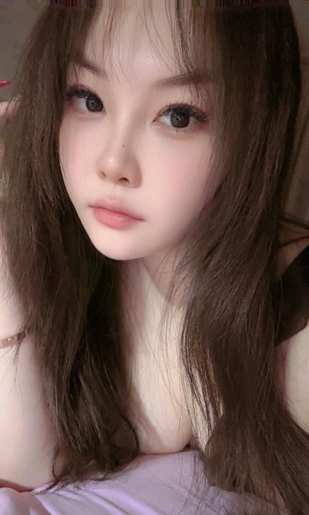 南门胸大美妞