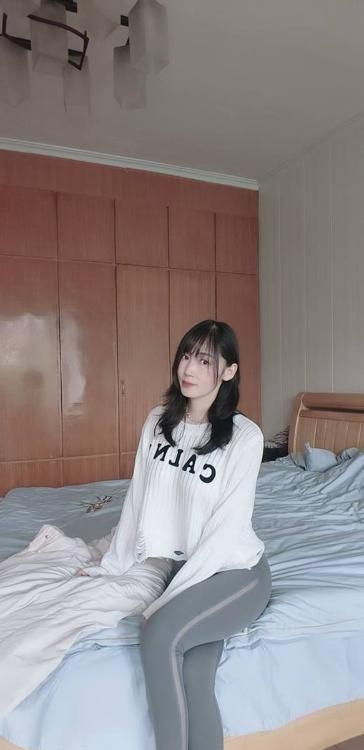 邻家长腿姐姐