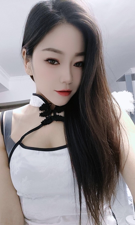 美娇娘倩妹子