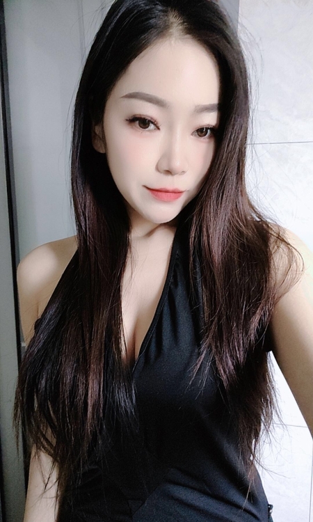 美娇娘倩妹子