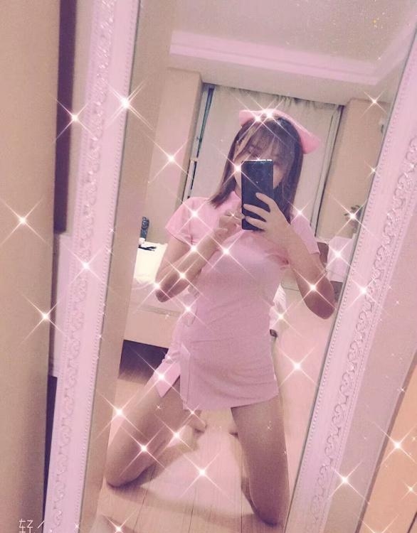 江宁气质美女
