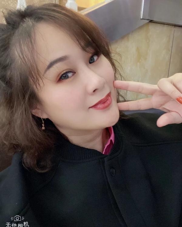 寂寞小少妇