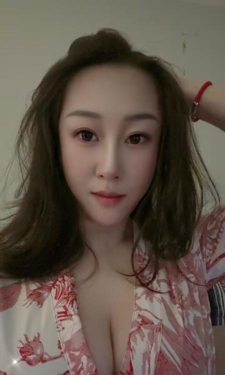拉丝水床琪琪