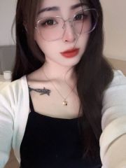 性感美女梦瑶