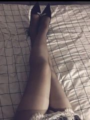 新街口肥臀黑丝熟女