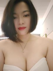 E奶少妇夏沫
