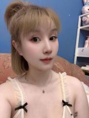 服务系肤白波软妹子