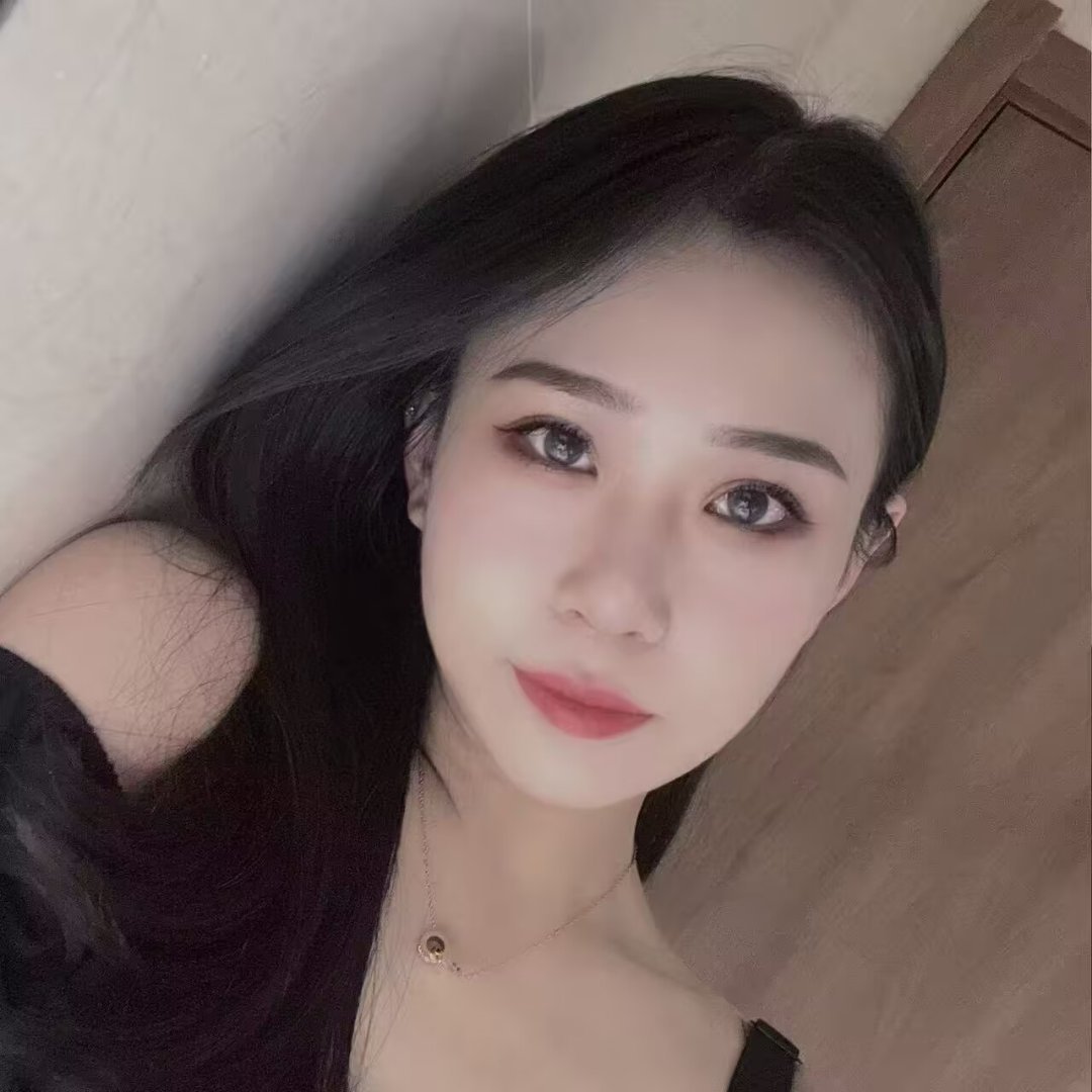 23岁骨感学妹