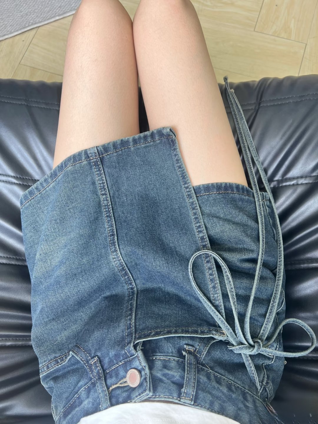 崇川长腿妖娆小美人