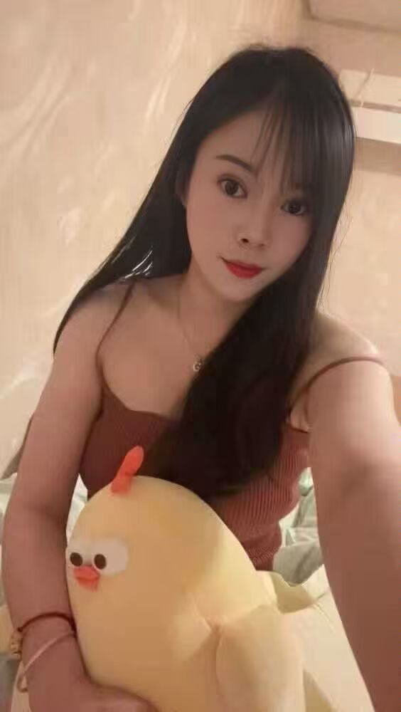 龙华区莉莉老师