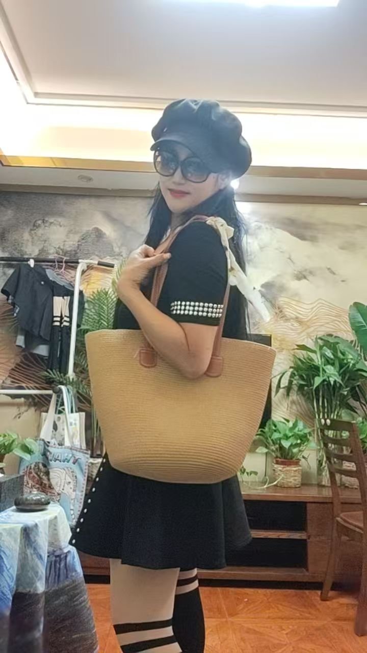 南京迈皋桥吞精的小姐姐