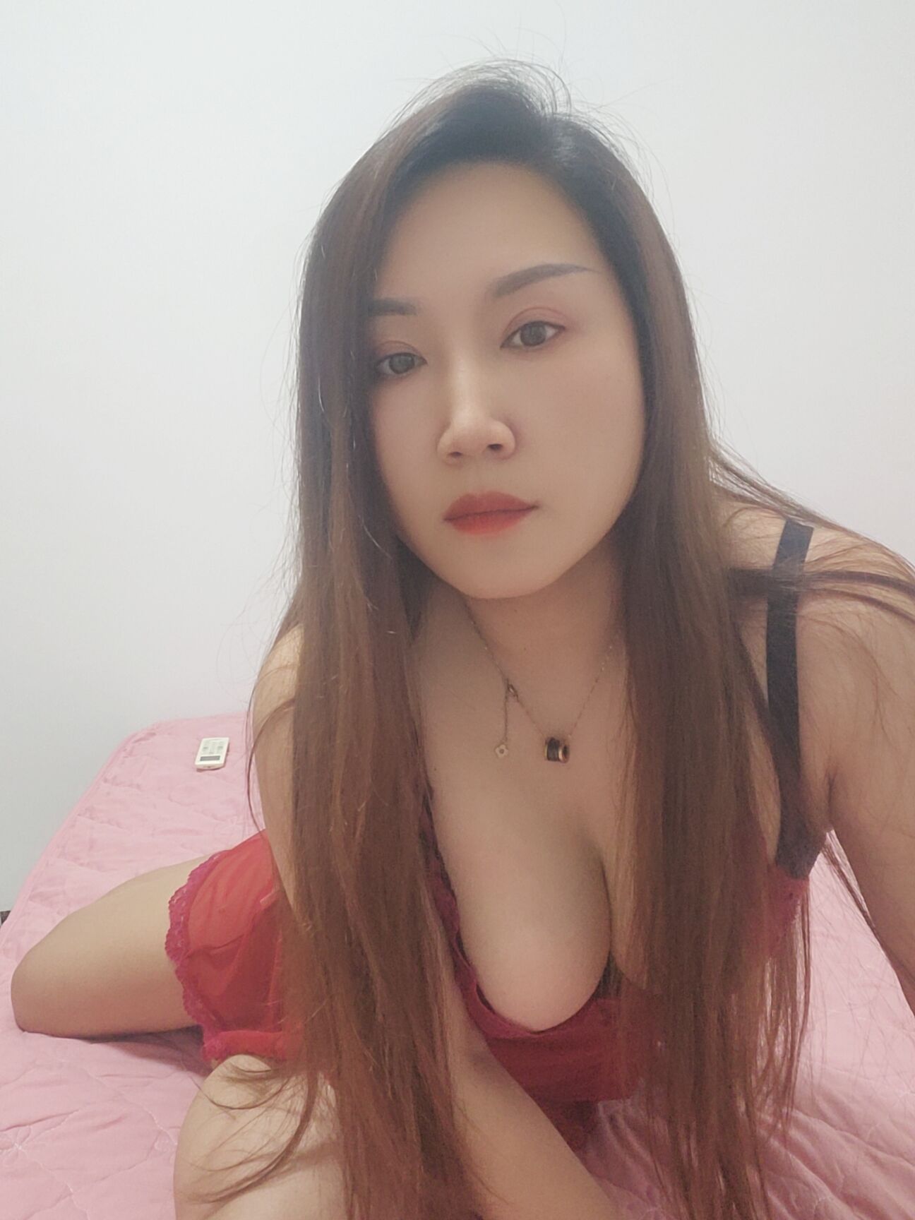 38D巨乳依依