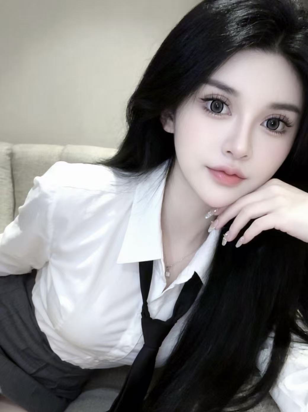 青春女大邻家嫩妹婉儿